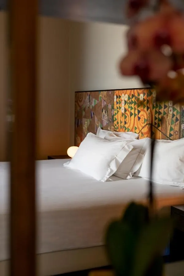 Hotel Bella Riva Gardone Riviera 5*,  Italy