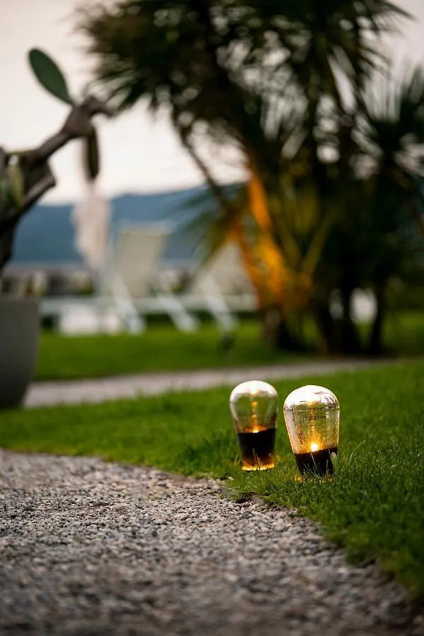Hotel Bella Riva Gardone Riviera