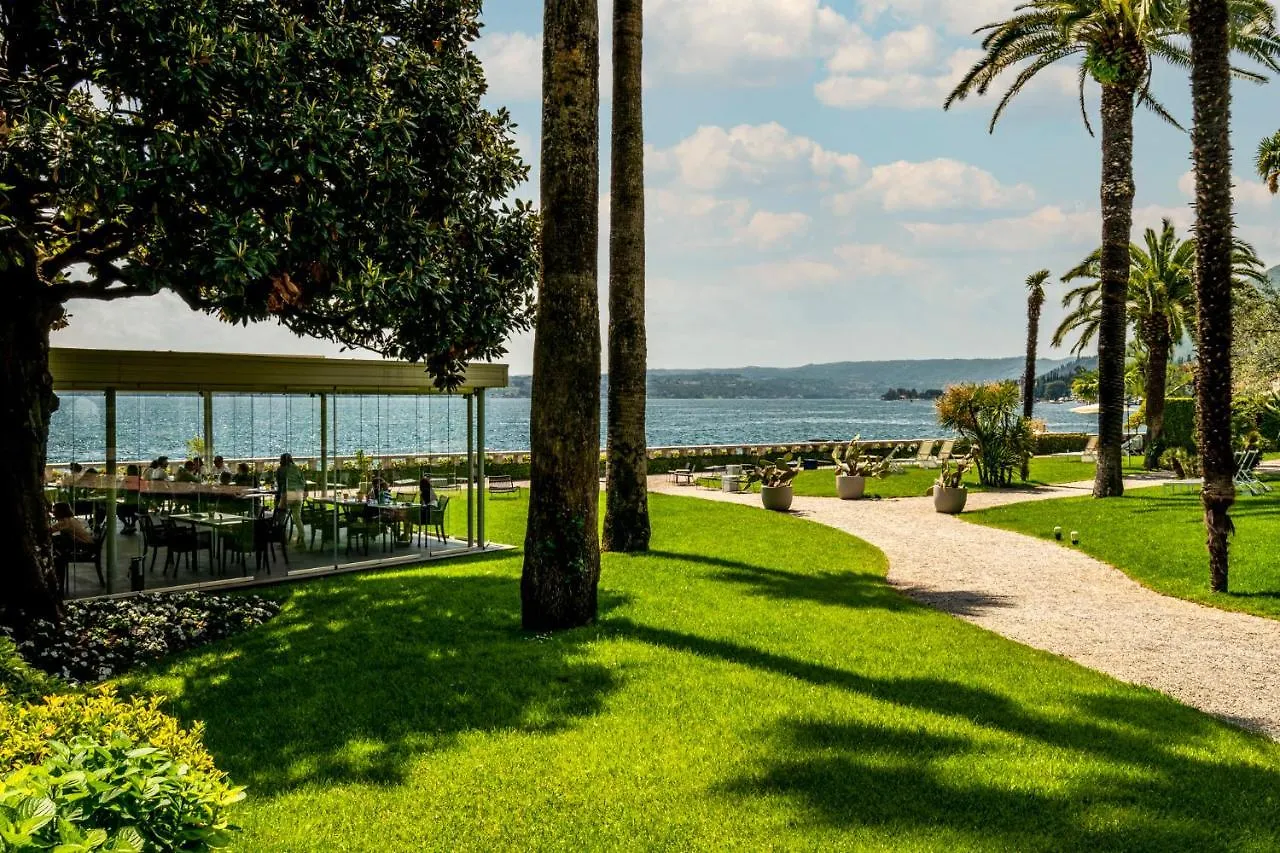 Hotel Bella Riva Gardone Riviera Italy