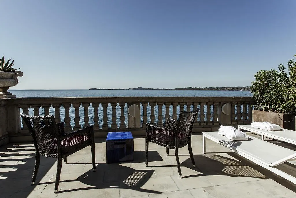 Hotel Bella Riva Gardone Riviera 5*,  Italy