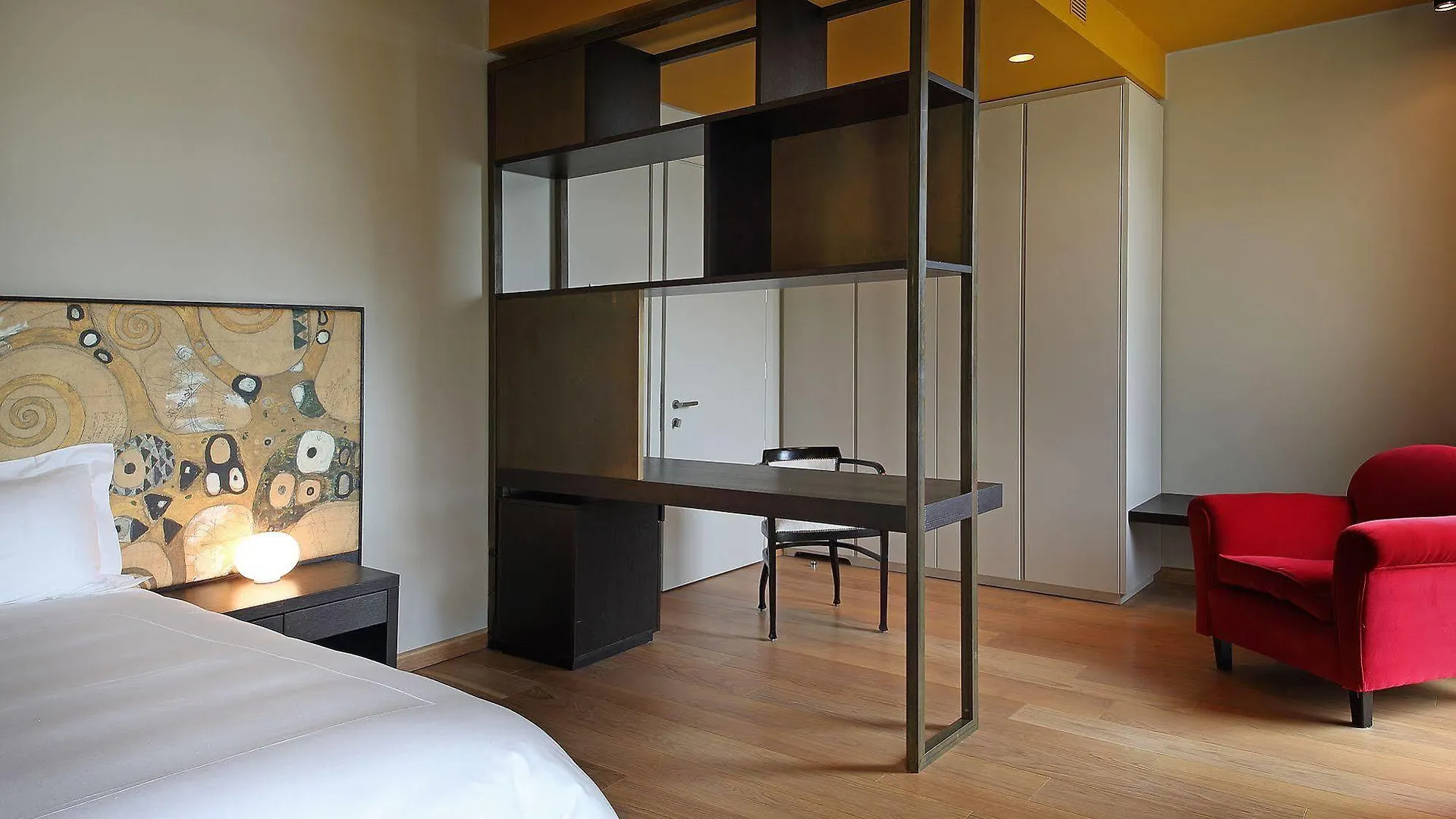 Hotel Bella Riva Gardone Riviera 5*,  Italy